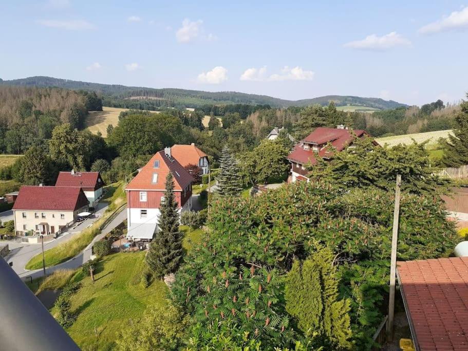 Schoene Und Ruhige Ferienwohnung In Ottendorf 세브니츠 외부 사진