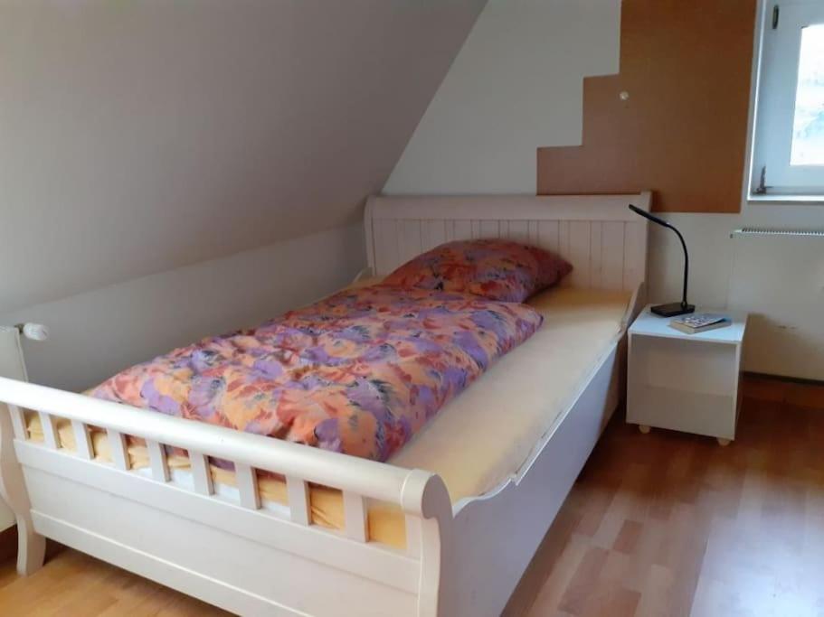 Schoene Und Ruhige Ferienwohnung In Ottendorf 세브니츠 외부 사진